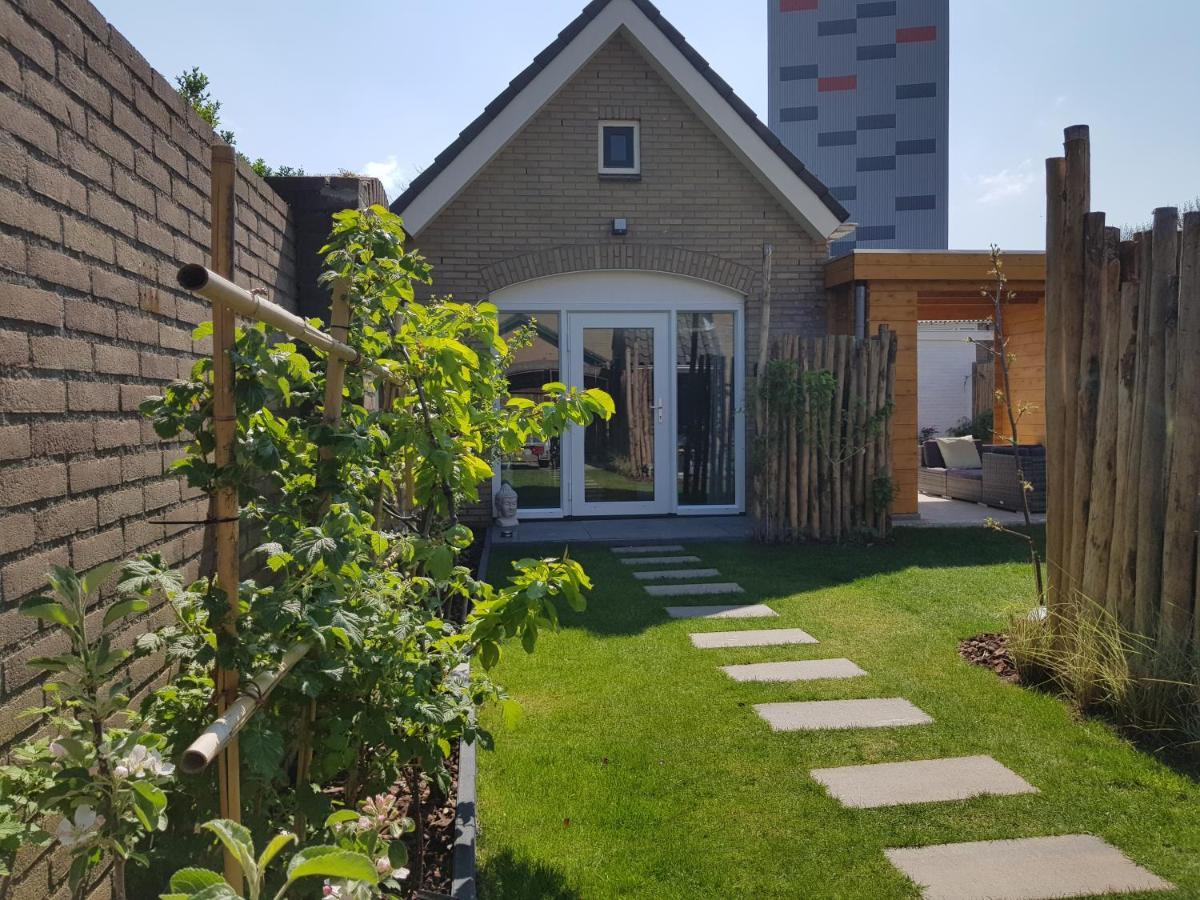 Villa La vie Est Belle Vlissingen Exterior foto
